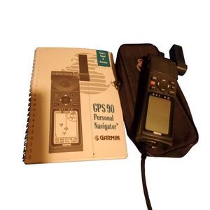 Vintage GARMIN GPS 90 Handheld Personal Navigator GPS SAT NAV Aviation database